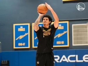 Gui Santos entra bem em vitória na pré-temporada da NBA