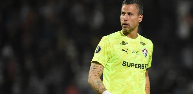 Em empate do Flu, Fábio se torna atleta com mais jogos na Libertadores