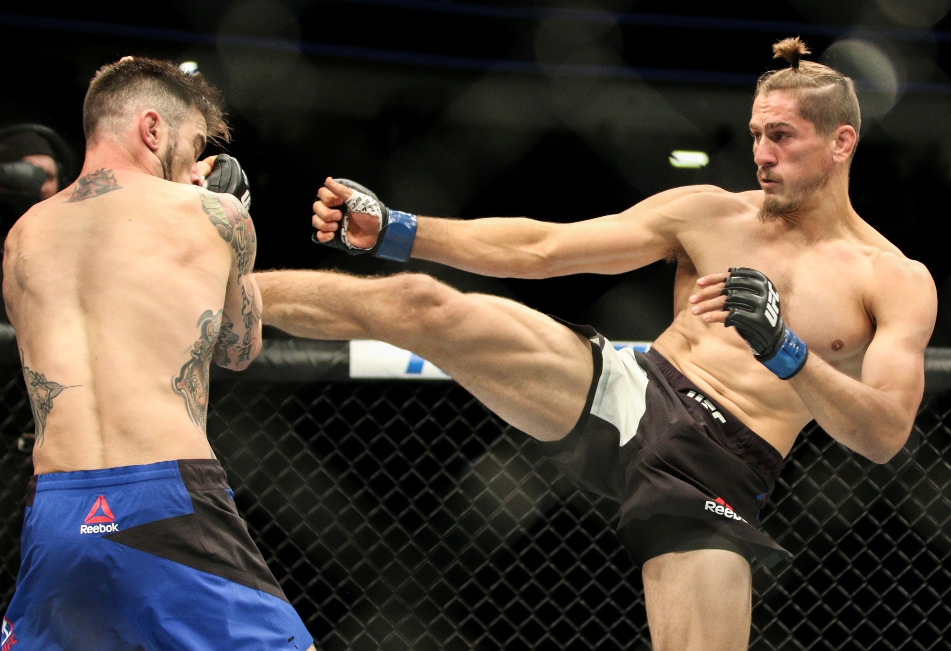 Em luta pelos meio-médios do card preliminar, Niko Price finalizou Brandon Thatch - Rigel Salazar/ Ag. Fight