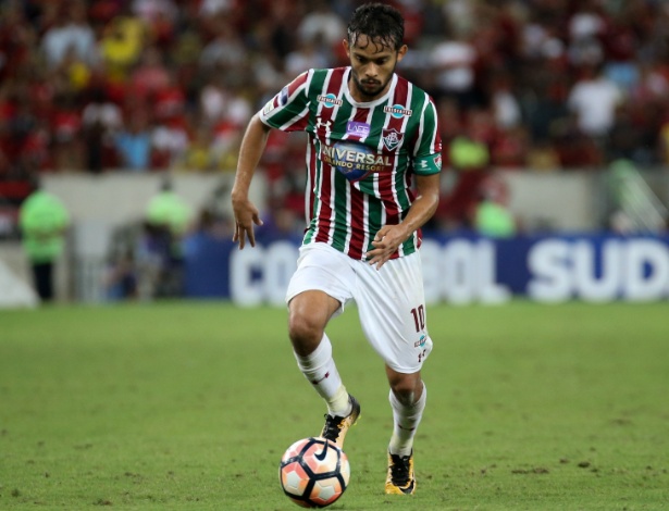 O meia Gustavo Scarpa - Lucas Merçon/Fluminense
