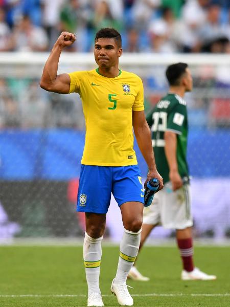 Casemiro celebra vitória da seleção brasileira sobre o México nas oitavas da Copa do Mundo 2018 - Dan Mullan/Getty Images