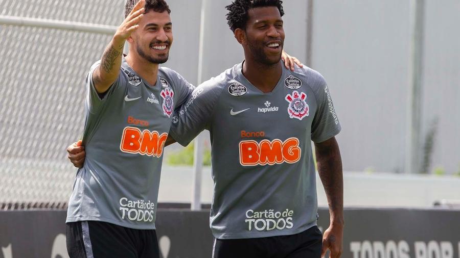 Pedro Henrique e Gil são os titulares absolutos do técnico Tiago Nunes na zaga do Corinthians - Agência Corinthians/Daniel Augusto