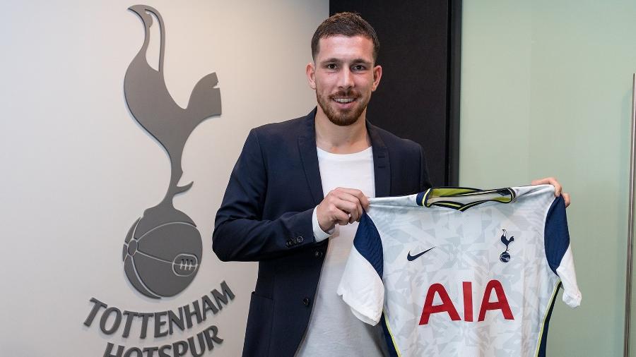 Jogador assinou por cinco temporadas com o clube de Londres - @SpursOfficial/Twitter