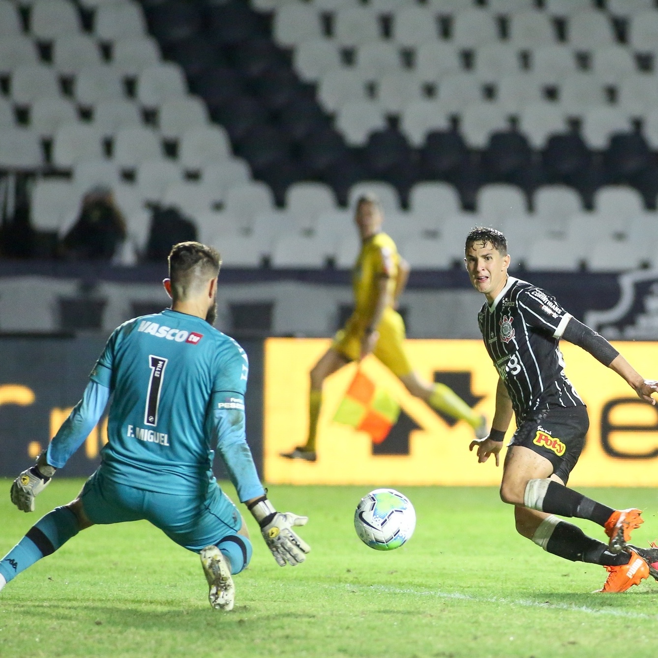 Bola de Cristal prevê derrota e rebaixamento do Bahia e Botafogo
