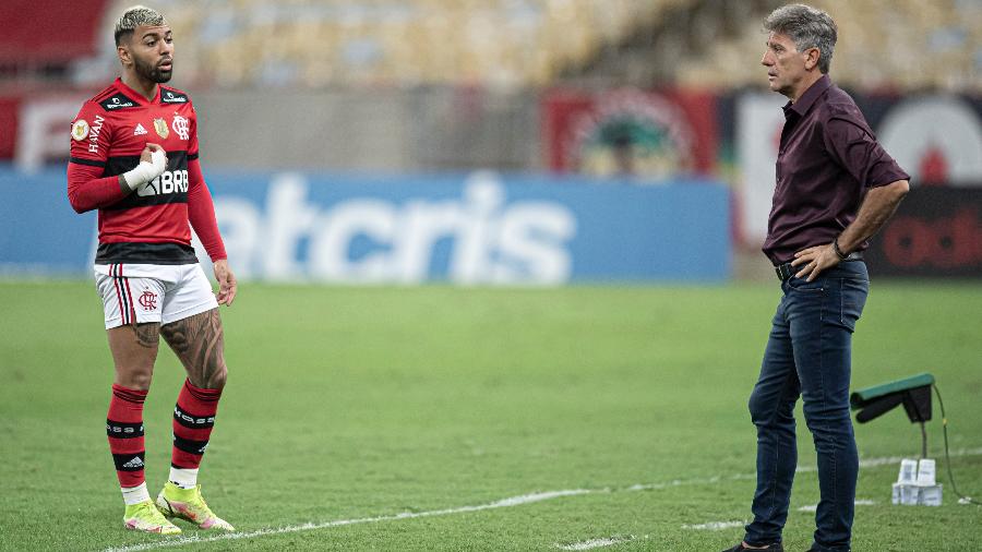 Gabigol e Renato Gaúcho durante jogo do Flamengo contra o Grêmio no Maracanã - Jorge Rodrigues/AGIF