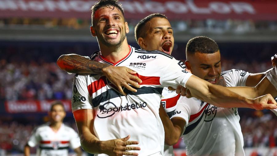 Calleri jogador do São Paulo comemora o gol marcado contra o Palmeiras pela final do Campeonato Paulista  - Marcello Zambrana/AGIF