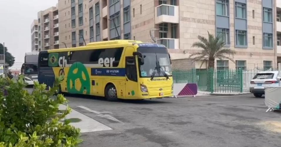 Seleção brasileira deixa hotel no Qatar após eliminação da Copa do Mundo