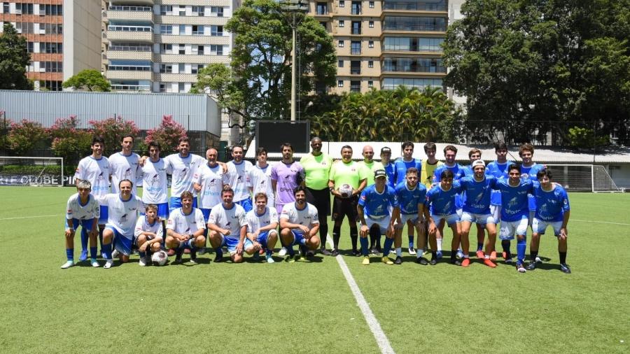 Futebol dos Pilotos foi realizado sob sol no campo do Esporte Clube Pinheiros