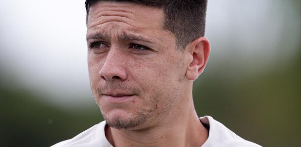 PÉSSIMO CLIMA! Comissão técnica do Corinthians se preocupa com Garro após acidente na Argentina