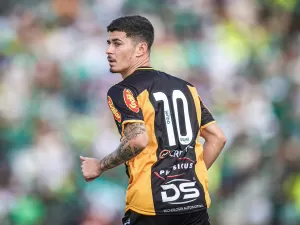 Rômulo faz exames no Palmeiras, mas só se apresenta após o Paulista