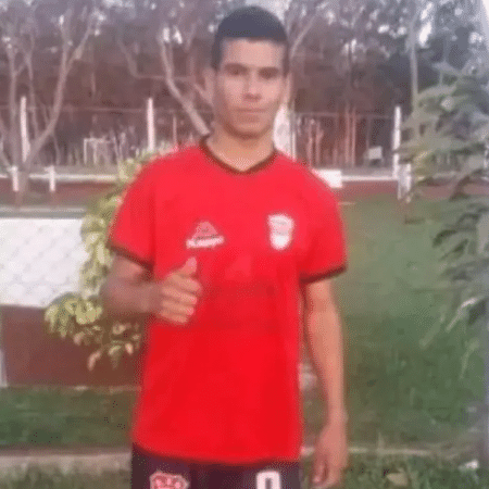 O jogador Ángel Ojeda, de 23 anos, do clube Ferré de Bella Vista - Reprodução