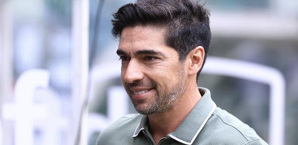 Renovação no Palmeiras: Abel discutirá após eleição, sinalizando possível mudança.