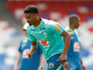 'Não tem escassez na lateral', diz atual titular da seleção