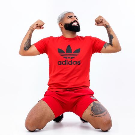 Sósia de Gabigol imita comemoração do atacante: ele não vai torcer para Gabigol fazer gol no Flamengo