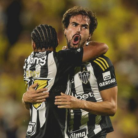 Meia entrou, sofreu pênalti que gerou gol de Hulk e cavou expulsão no 2º tempo Meia entrou, sofreu pênalti que gerou gol de Hulk e cavou expulsão no 2º tempo