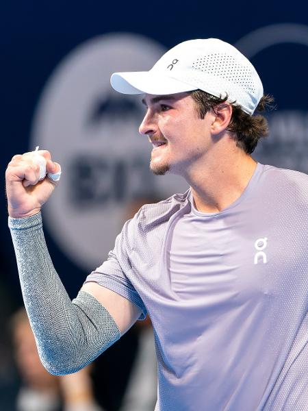 João Fonseca na primeira rodada do ATP 250 de Bruxelas em 2025 João Fonseca na primeira rodada do ATP 250 de Bruxelas em 2025