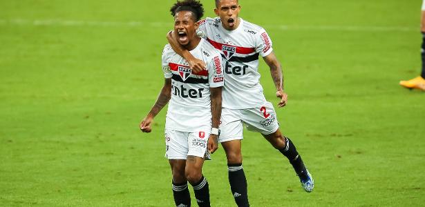 Vivo na briga pelo título, São Paulo vira contra o Grêmio e consegue a primeira vitória do ano - Lance!