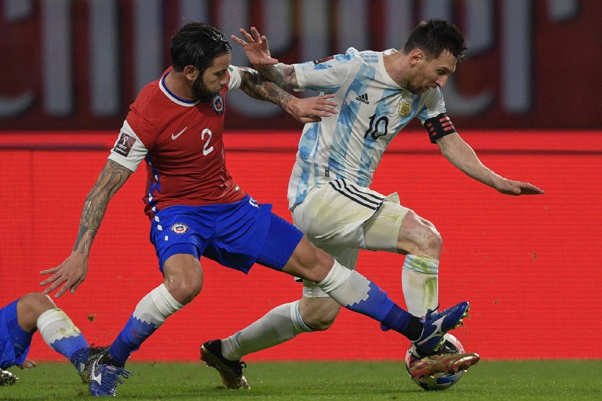 Eliminatorias Com Gol De Messi Argentina Empata Com O Chile