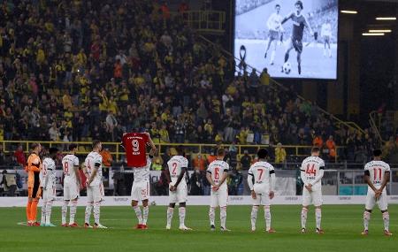 Homem-Aranha detona Bayern, e Borussia leva título da Supercopa - Esporte  - BOL