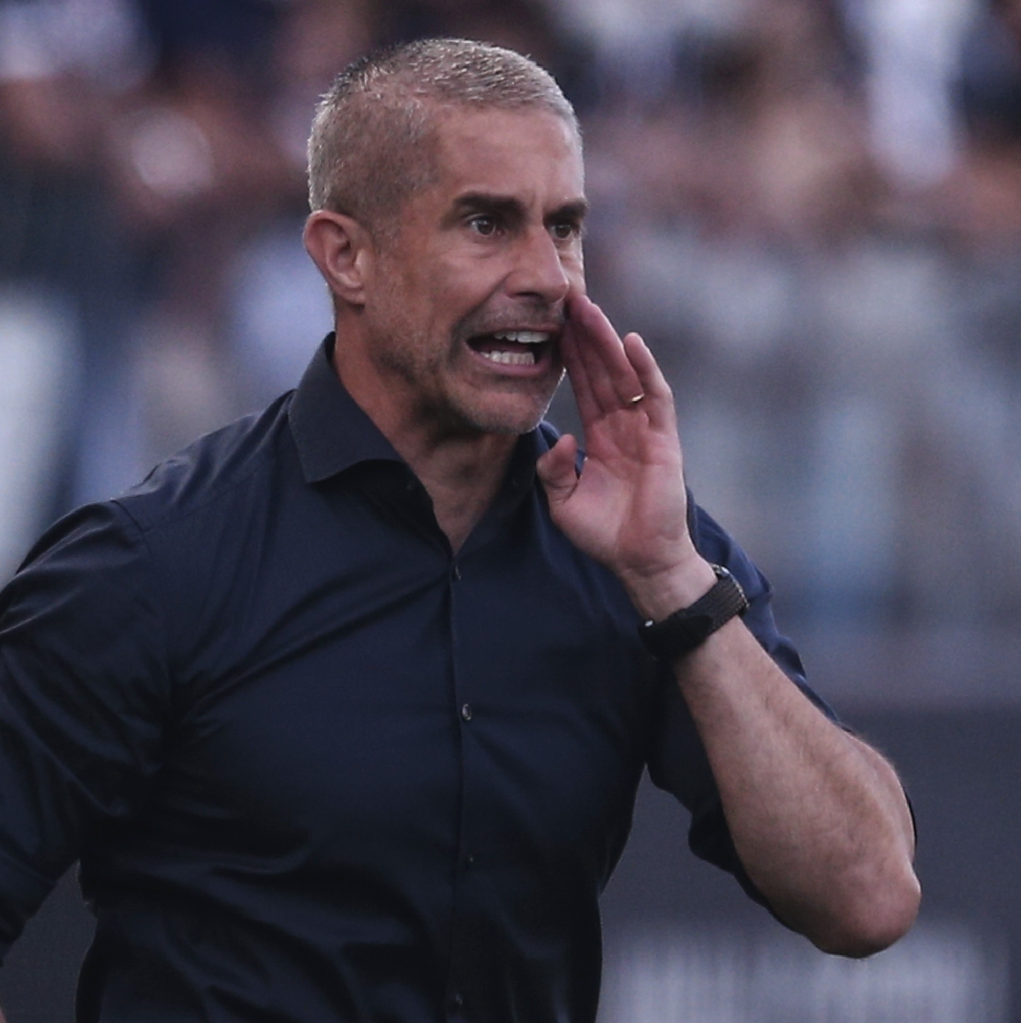 Corinthians atinge marca negativa e vira visitante 