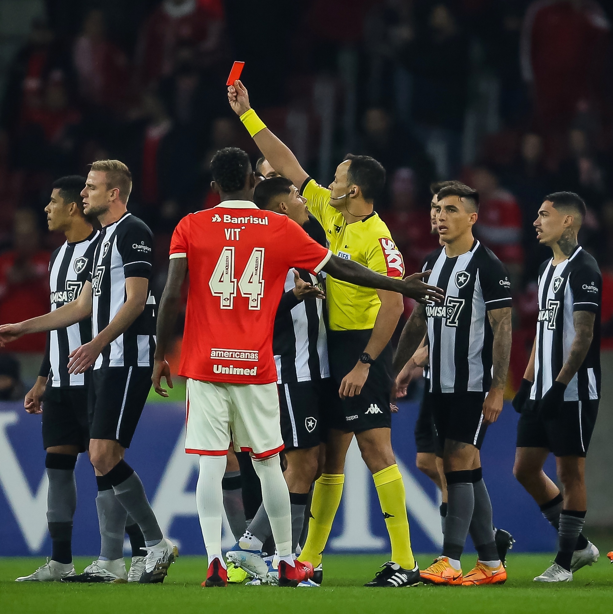 Botafogo F.R. on X: Após a exibição do primeiro episódio de Acesso Total   Botafogo, no @sportv, é hora de ficar ligado na Botafogo TV e acompanhar um  debate sobre a produção