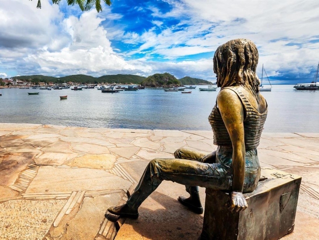 Copa do Mundo: final Argentina x França divide Búzios por uma bola