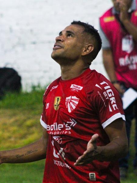 Ederson, atacante do São Luiz, já foi goleador do Brasileirão - Lucas Dornelles/São Luiz