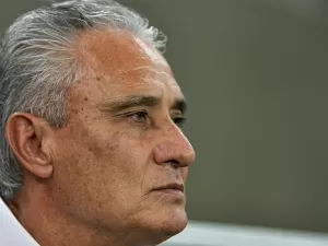 Tite vê Brasileiro desequilibrado e exalta 'sacrifícios' de atletas do Fla