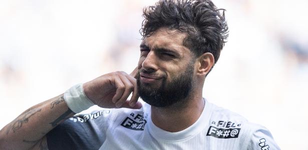 Corinthians: Yuri inicia como titular, enquanto Memphis fica no banco.