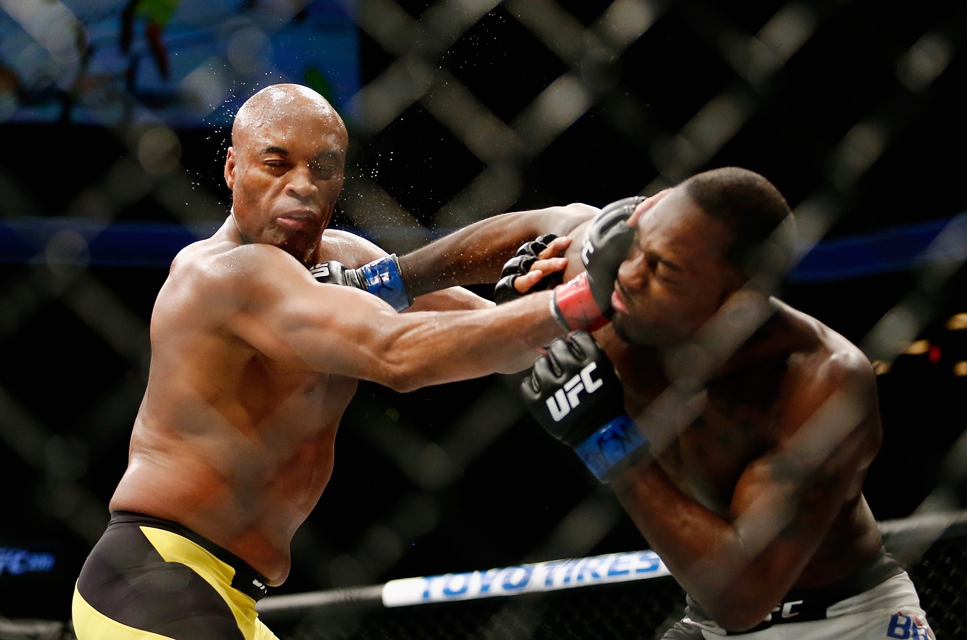 Anderson Silva volta a vencer no UFC 208, após mais de 4 anos - Anthony Geathers/Getty Images/AFP