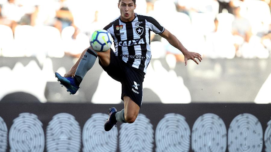 Marcinho segue em alta com a diretoria do Botafogo mesmo sendo perseguido por parte da torcida - VITOR SILVA/SSPRESS/BOTAFOGO
