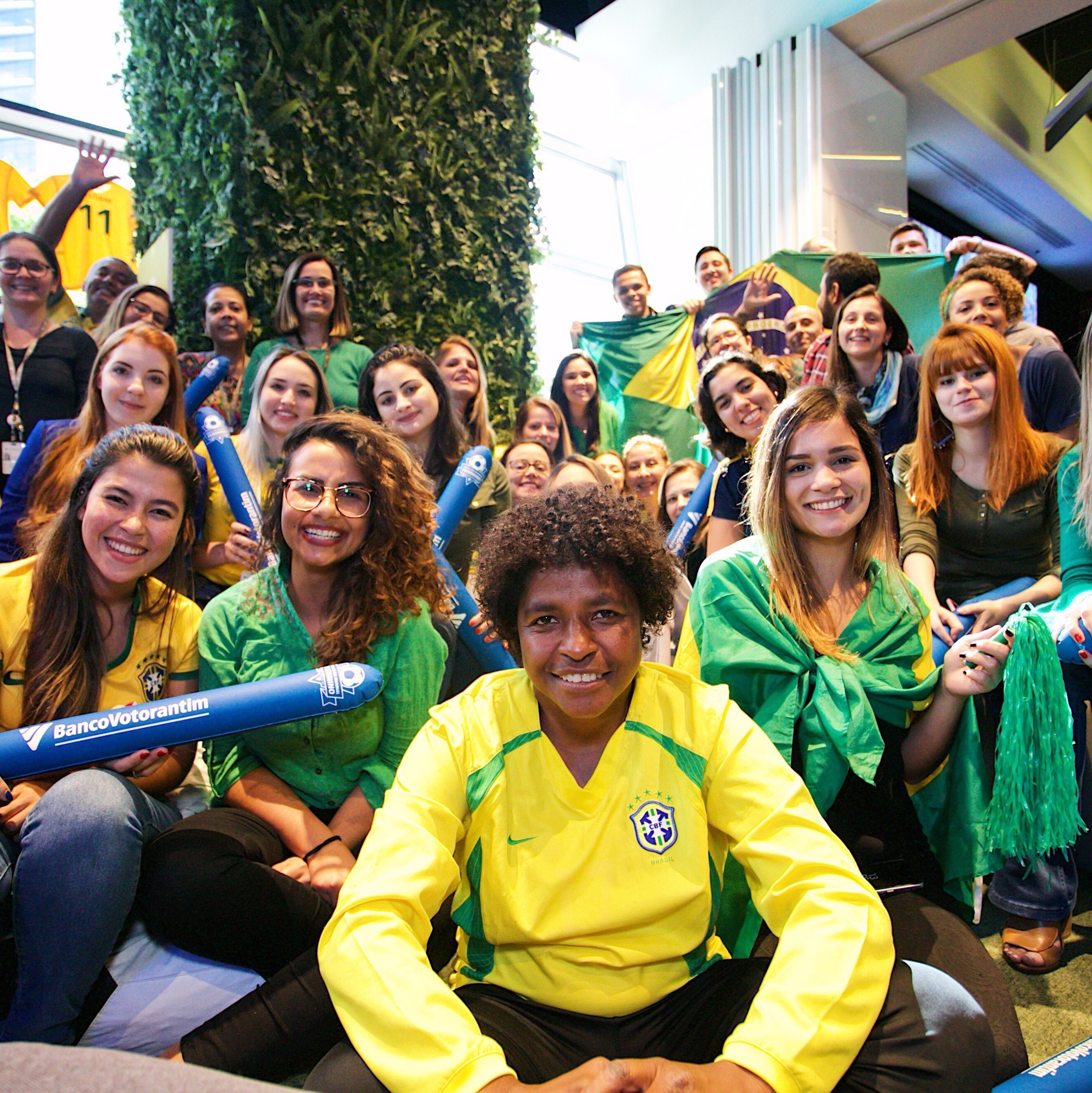 Mundial de Clubes feminino com 12 times entra na pauta em novo calendário -  23/12/2021 - UOL Esporte