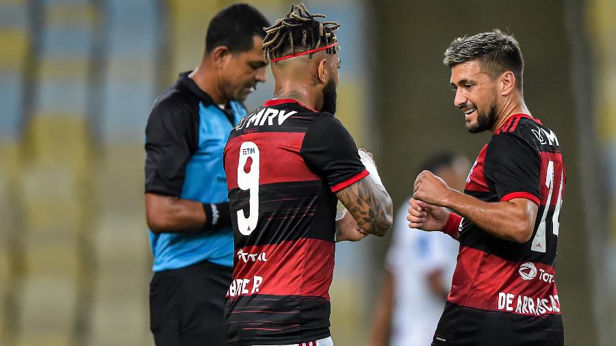 Arrascaeta, do Flamengo, comemora gol contra o Bangu, pelo Carioca. Transmissão do Carioca está em questão - Thiago Ribeiro/AGIF
