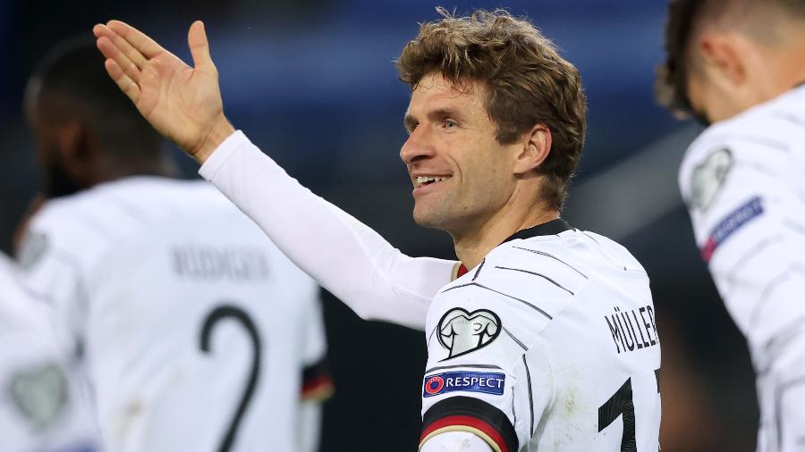 Muller comemora gol da Alemanha contra a Romênia pelas Eliminatórias da Copa do Mundo - GettyImages