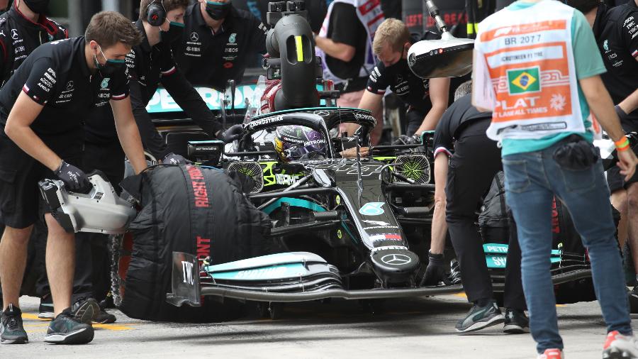 O inglês Lewis Hamilton, da Mercedes, nesta sexta-feira em Interlagos - Beto Issa/GP de São Paulo