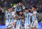 Messi faz golaço histórico, e Argentina vence jogo de festa do tri mundial - Marcelo Endelli/Getty ImagesMarcelo Endelli/Getty Images