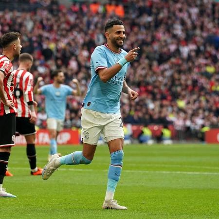 Mahrez, do Manchester City, comemora gol sobre o Sheffield na Copa da Inglaterra - Nick Potts/PA Images via Getty Images