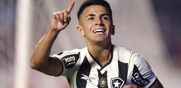 Benfica apresenta proposta de R$ 223 mi por Thiago Almada; Textor recusa 1ª investida