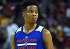 Escolha nº 1 do Draft da NBA torce tornozelo e perde Summer League