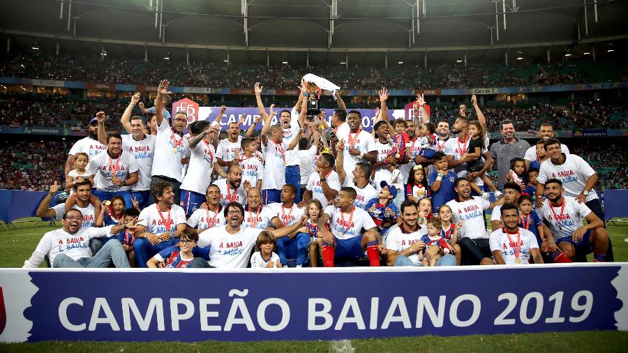 Bahia levanta a taça de campeão baiano de 2019 - Felipe Oliveira / EC Bahia
