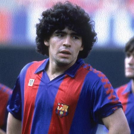 Argentino vestiu a camisa do Barcelona no início dos anos 80 após sair do Boca - VI Images via Getty Images