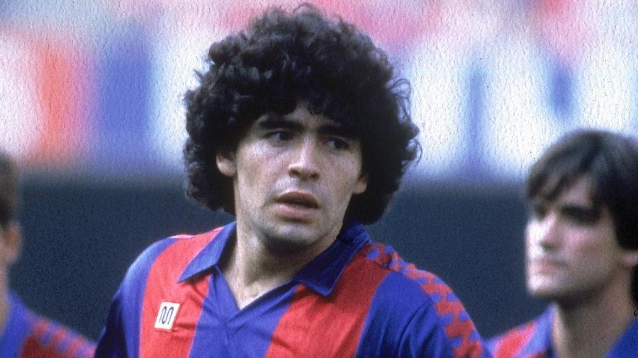 Maradona vestiu a camisa do Barcelona nos anos 80 - VI Images via Getty Images
