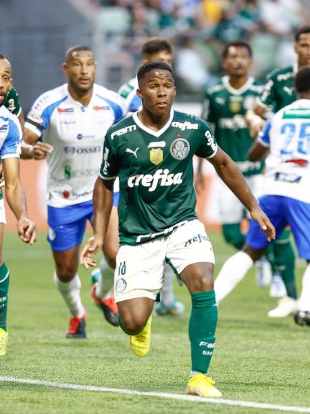 Endrick em ação no 0 a 0 do Palmeiras contra o São Bento na estreia do Paulista - Zambrana/AGIF