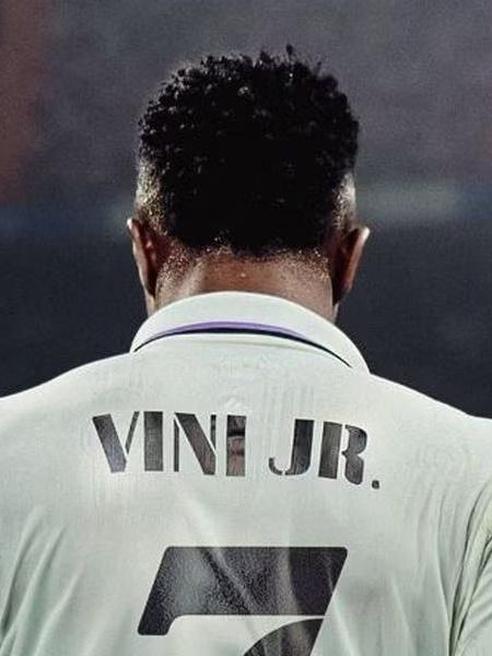 Vinícius Júnior agora veste a camisa 7 do Real Madrid, a mais tradicional da história do clube