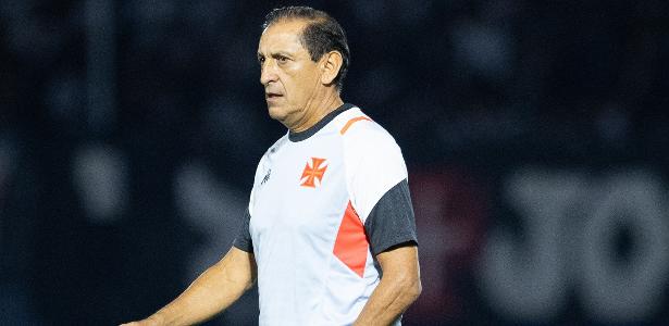 Contrato de Ramón Diaz com Vasco impede negociação com Corinthians, afirma Marília Ruiz.