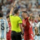 Capit&atilde;o da Su&iacute;&ccedil;a diz que expuls&atilde;o de Embolo 'matou o jogo' contra Argentina