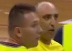 Árbitro dá cabeçada em jogador de futsal e acaba preso na Sérvia; assista - Reprodução