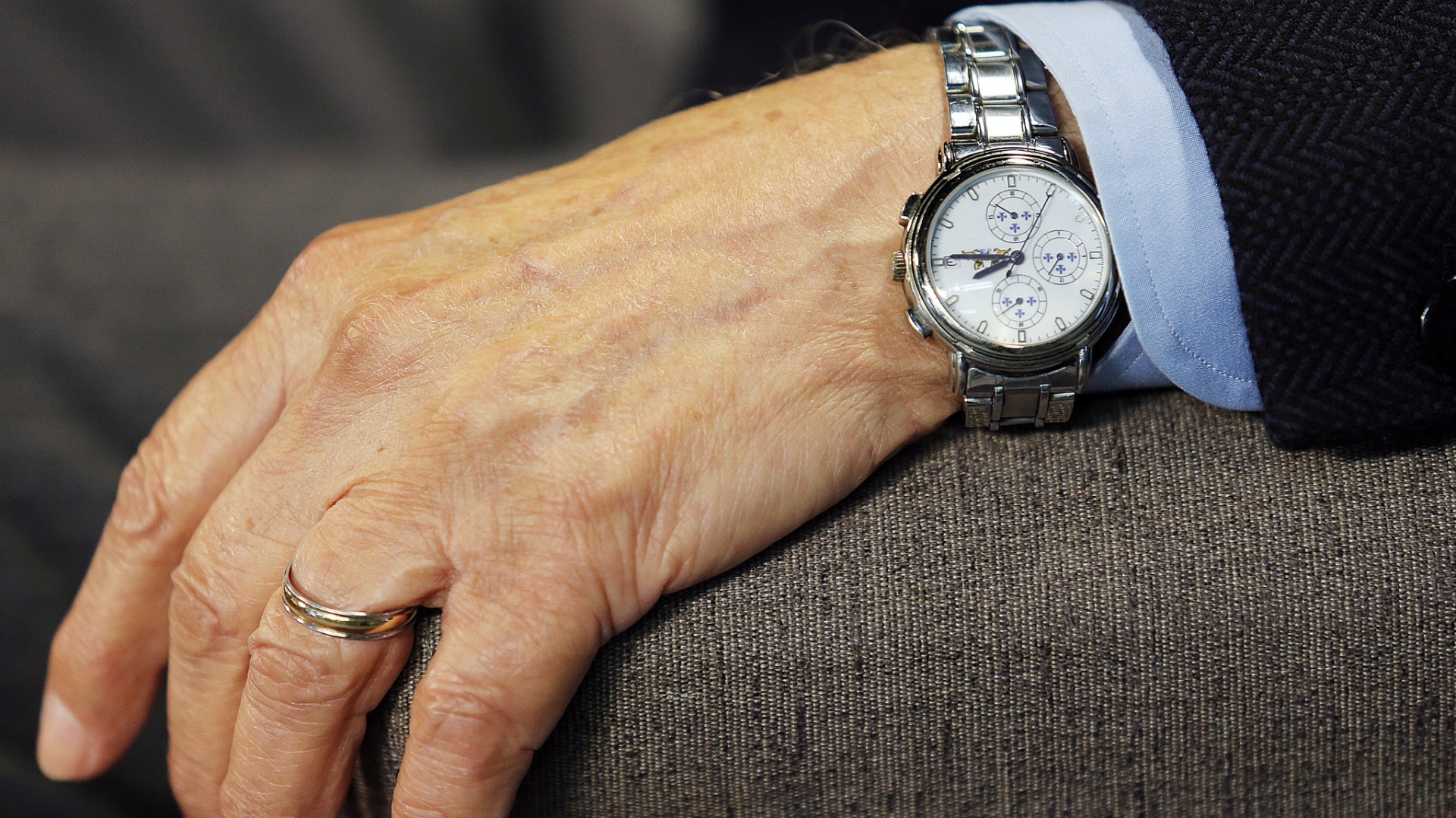 Detalhe do relógio usado pelo ex-presidente Alberto Dualib durante a entrevista concedida ao UOL Esporte - Flávio Florido/UOL