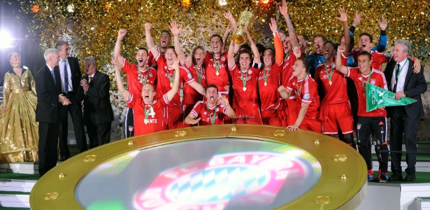 Além da Copa, equipe venceu o Campeonato Alemão e a Liga dos Campeões - ROBERT MICHAEL/AFP PHOTO