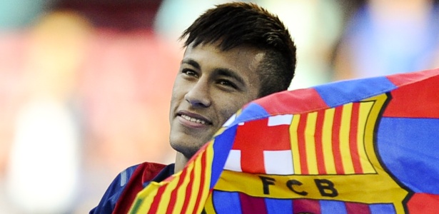 Atacante brasileiro Neymar pode ter sua estreia pelo Barcelona antecipada - David Ramos/Getty Images